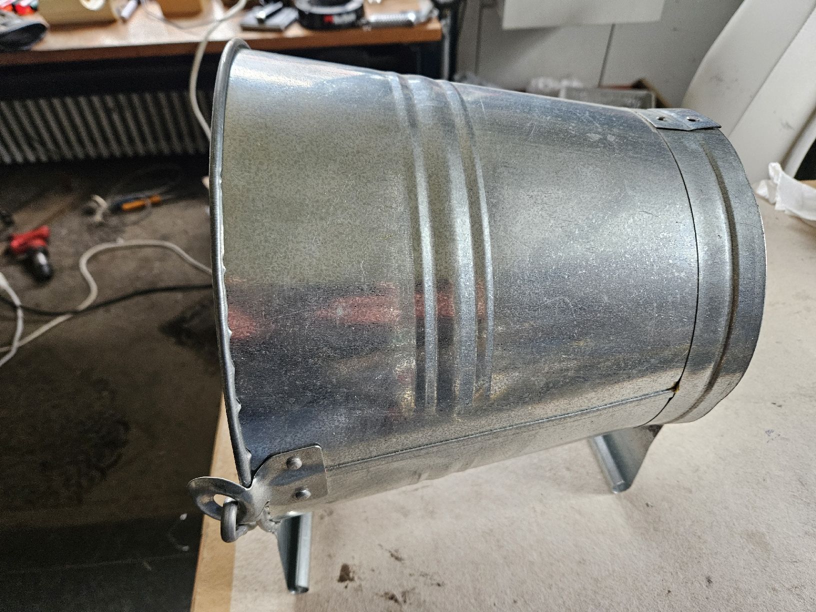 Altro per la casa: Futter/Wasser dosier Kessel – Usato da Oberburg venduto da znas 3