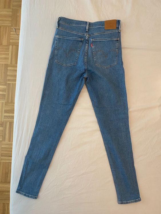 levis taille 28 en francais