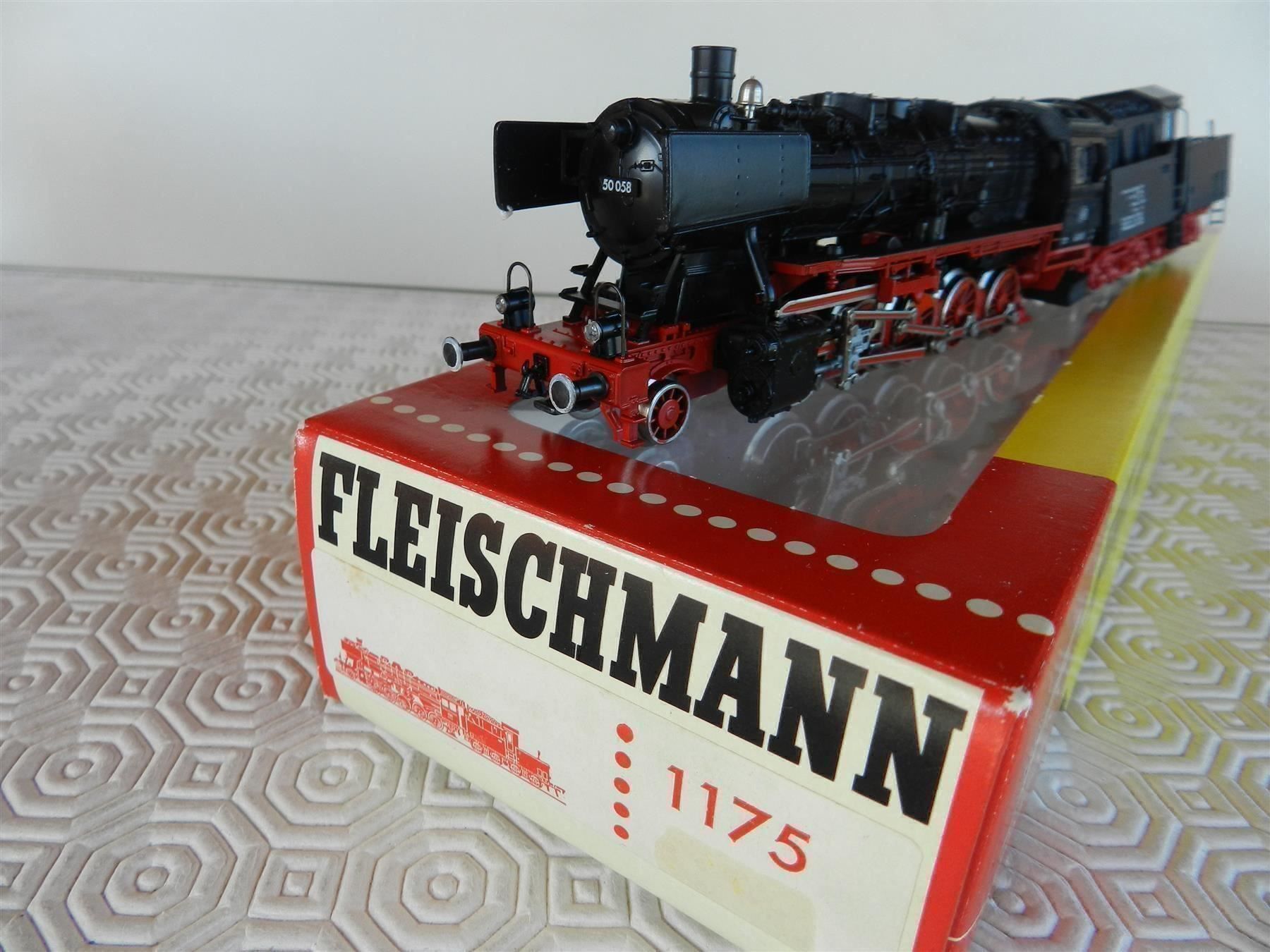 Fleischmann Modelleisenbahnen: FLEISCHMANN H0 AC Dampf-Lok BR 50 DB – Neu (gemäss Beschreibung) aus Arzier-Le Muids von elocin83 1