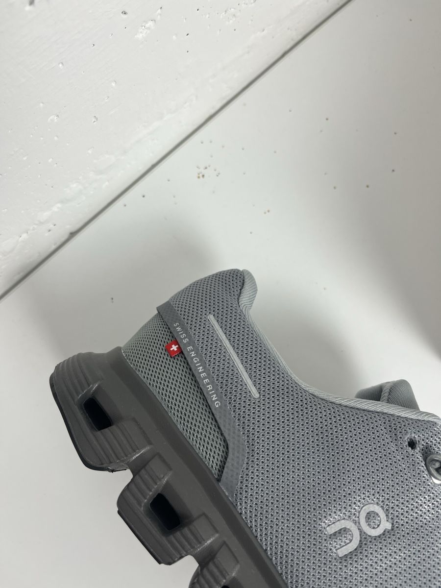 On Scarpe da uomo: On Running Cloud 6 Schuhe Apollo Eclipse Grösse 43 neu – Nuovo e nell'imballaggio originale da Luzern venduto da kim221080 4