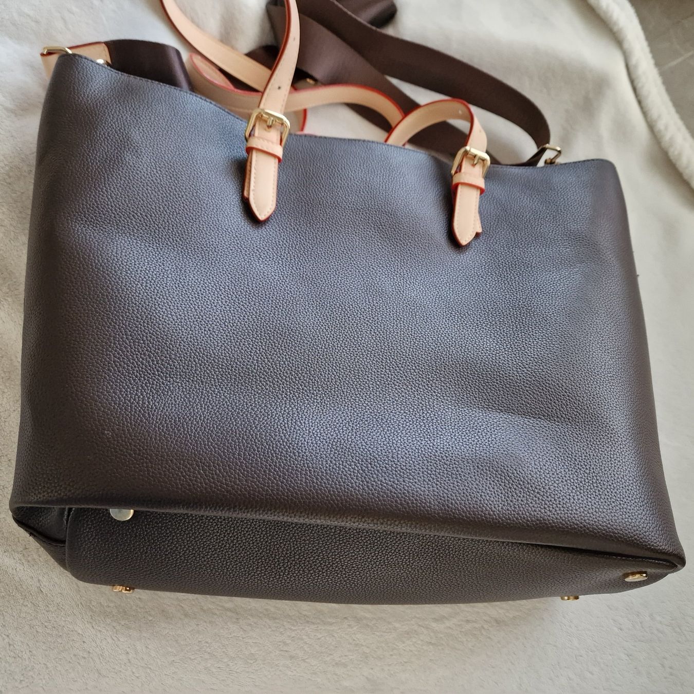 Bugatti Taschen für Damen: Handtasche Bugatti wie neu – Neu (gemäss Beschreibung) aus Fieschertal von dev_529b 1