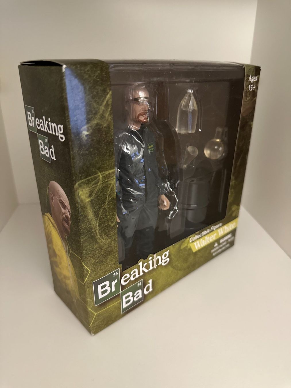 Statuette: Breaking Bad - Walter White Figur - Hazmat Anzug Grau – Nuovo e nell'imballaggio originale da Schlieren venduto da Selected_Model_Cars