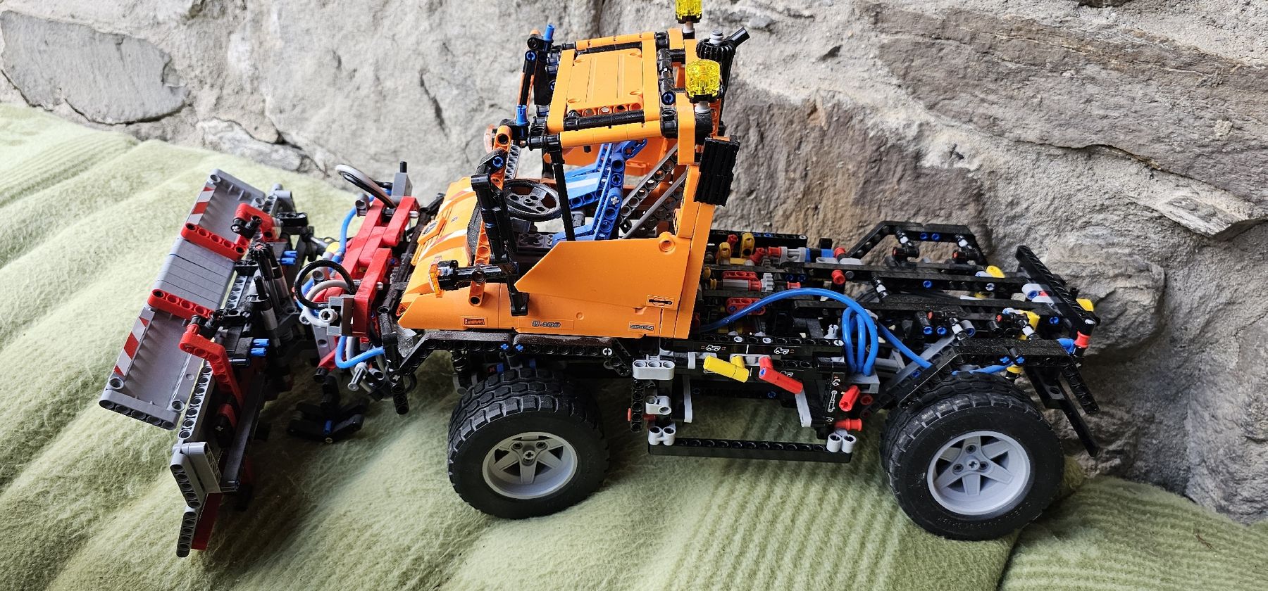 Déneigement: Lego Technic Schneepflug  Winterspass garantiert! – D'occasion à Ferden par jemyce