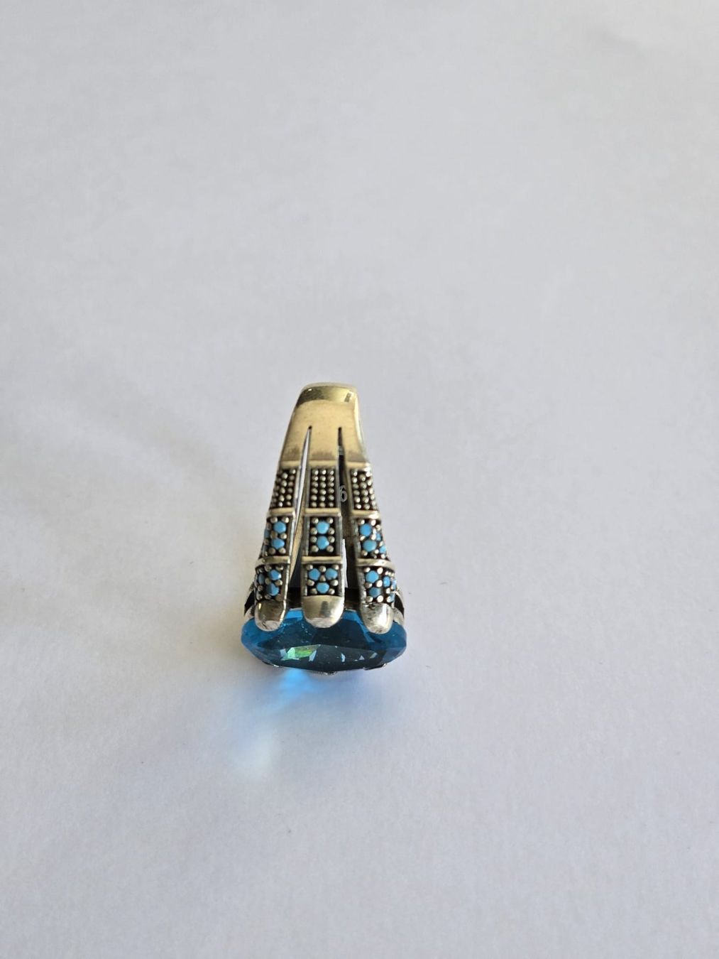 Anelli: Bague en argent, Zircon, taille 64 – Nuovo e nell'imballaggio originale da Neuchâtel venduto da NIDAVELIR