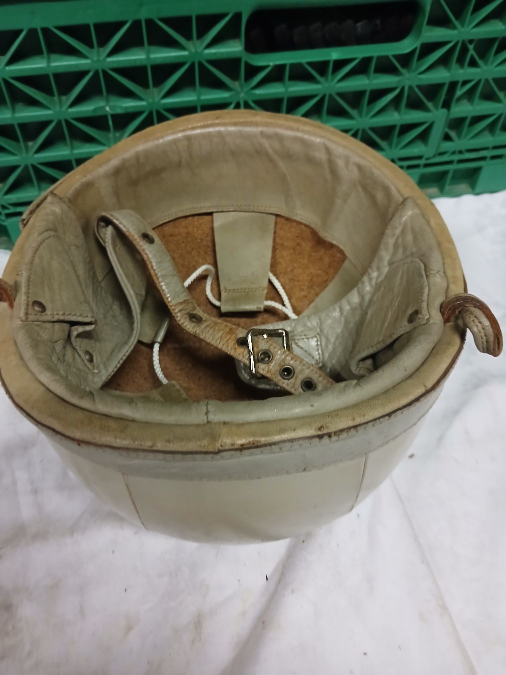 Caschi & visiere: Vintage Helm beige mit Lederfutter gebrauchter Zustand – Usato da Belp venduto da Guadalupe84 3