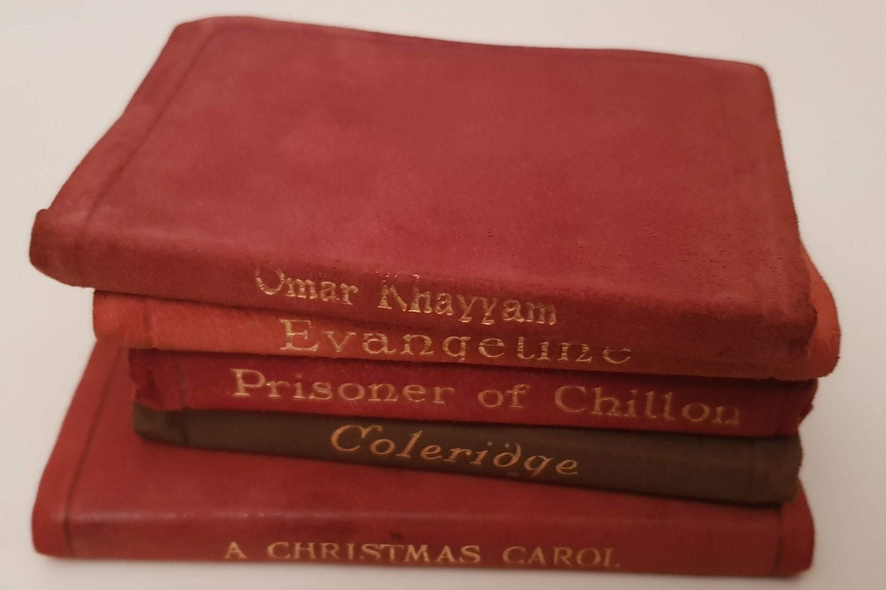 Libri: Antike Miniaturbücher ledergebunden Sammlung – Usato da Mörschwil venduto da wunderkiste44 1