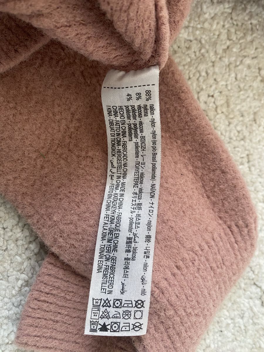 Zara Maglioni & Felpe: Kuscheliger Rollkragenpullover Gr. S – Usato da Merenschwand venduto da R-R-R 4