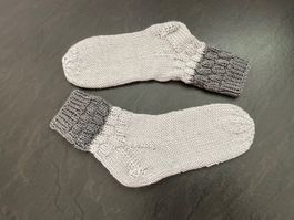 Handgestrickte Socken Gr. 37/38 Fusslänge 20 cm