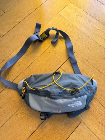 Sac banane The North Face Terra gris occasion