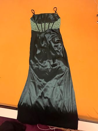 Robe longue verte soirée, détail strass - Taille S/M