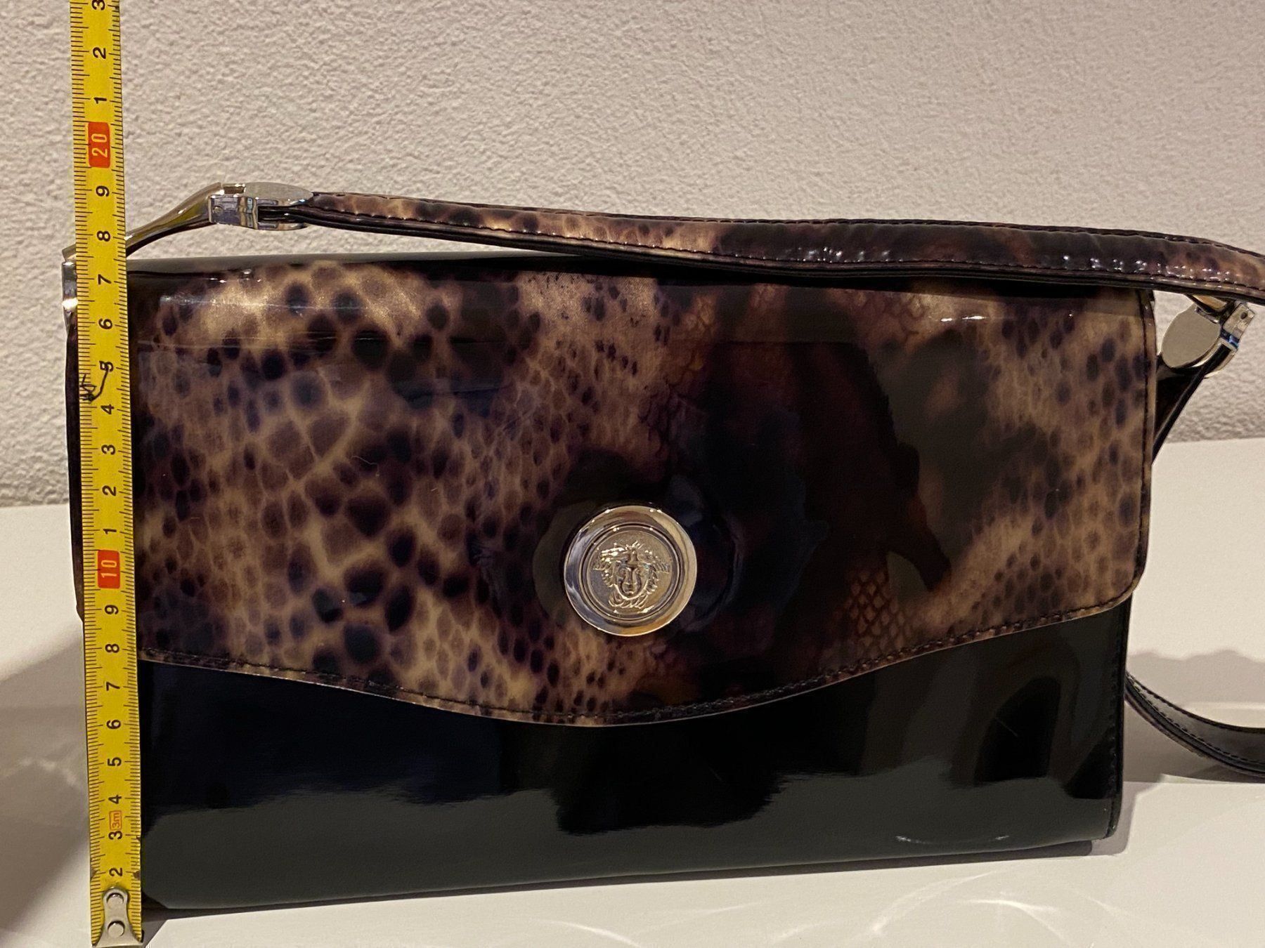 Borse da donna: Schultertragtasche Lack – Usato da Matten b. Interlaken venduto da kero71 2