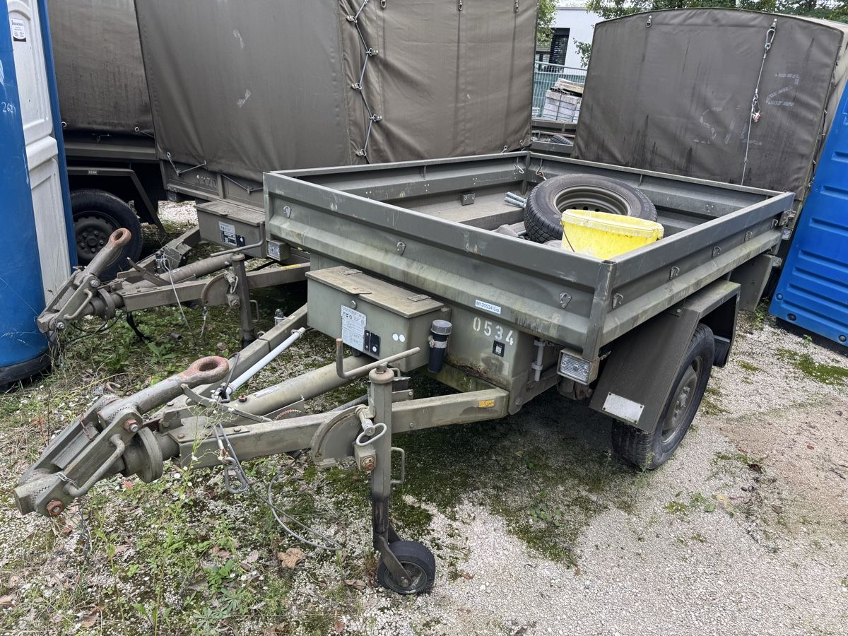 Anhänger: Remorque ex-militaire suisse  – Defekt aus Brislach von Lea_bggmbh
