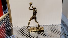 NBA Basketball Figur, Metall, Sammlerstück, goldfarben!