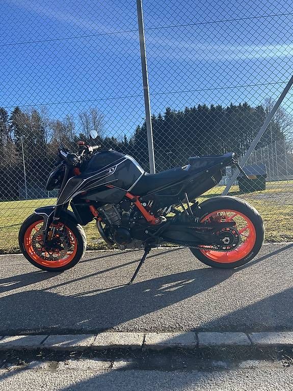 KTM Strada: KTM 890 Duke R – Usato da Oetwil am See venduto da leu_w8pb 1