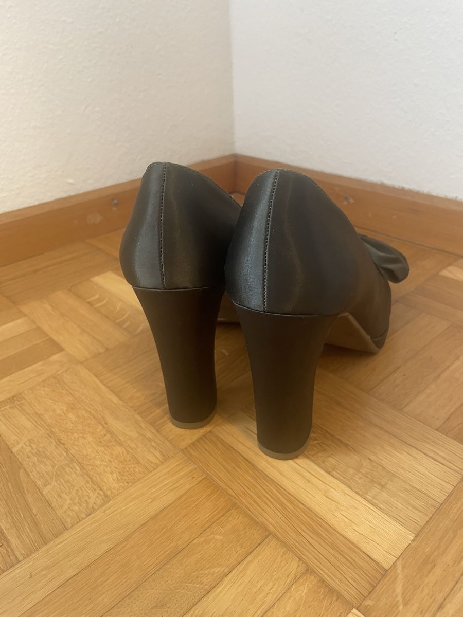Scarpe da donna: Plateau Pumps – Usato da Horn venduto da Jronimo 1