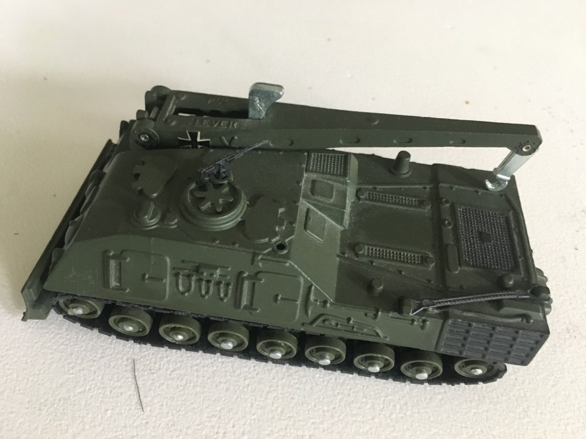 Giocattoli: Dinky Leopard Bergepanzer – Usato da Grellingen venduto da Toyhamster 1