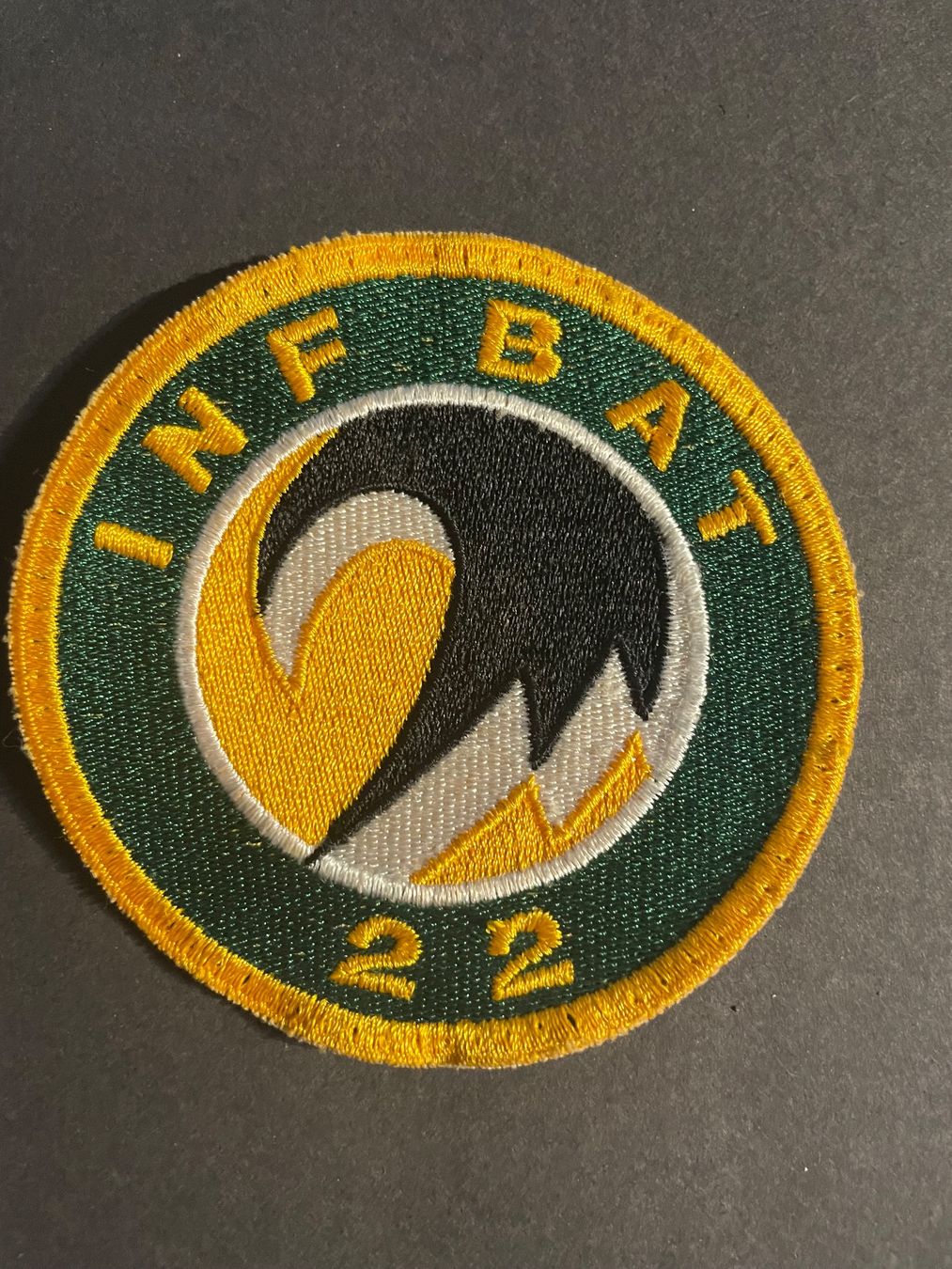 Schweizer Armee Plaketten & Abzeichen: Badge INF BAT 22 – Gebraucht aus Wila von Lokelo