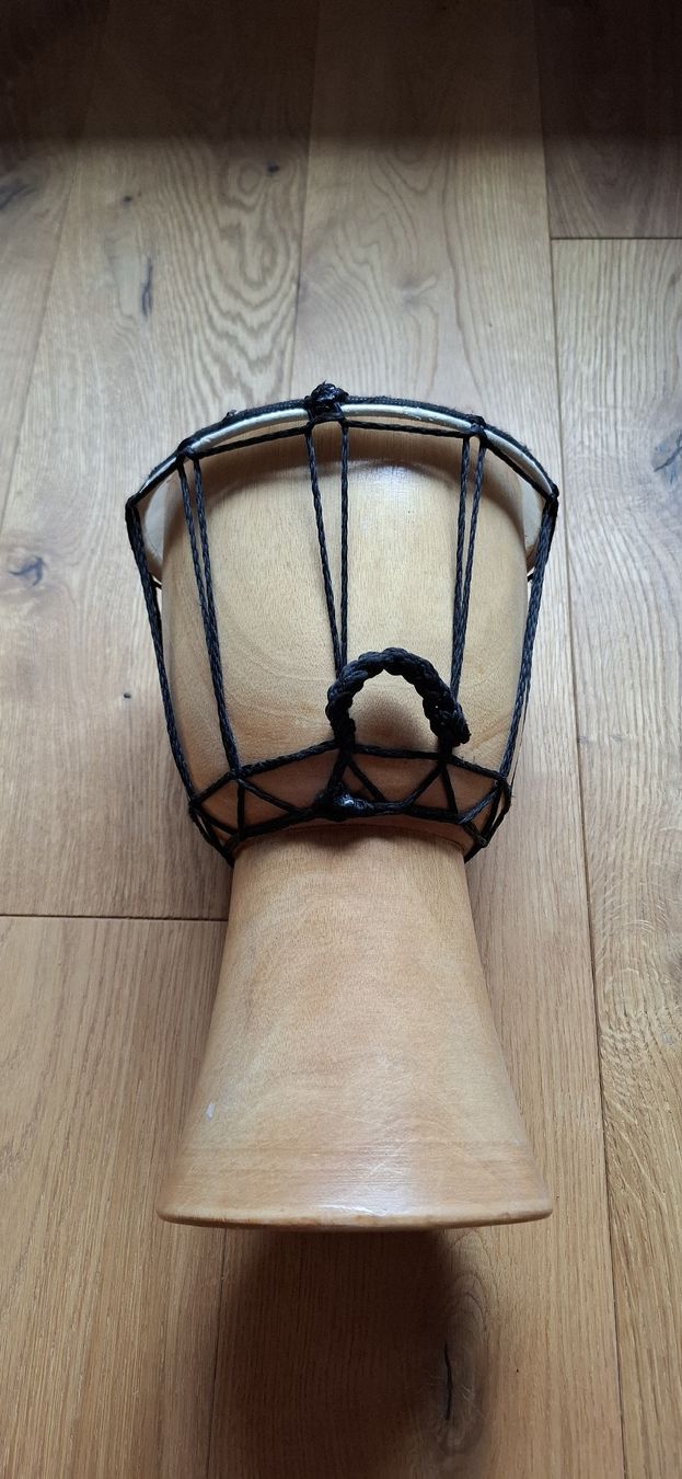 Strumenti musicali: Djembe Trommel Holz 30cm hoch – Usato da Mellingen venduto da lathei 2