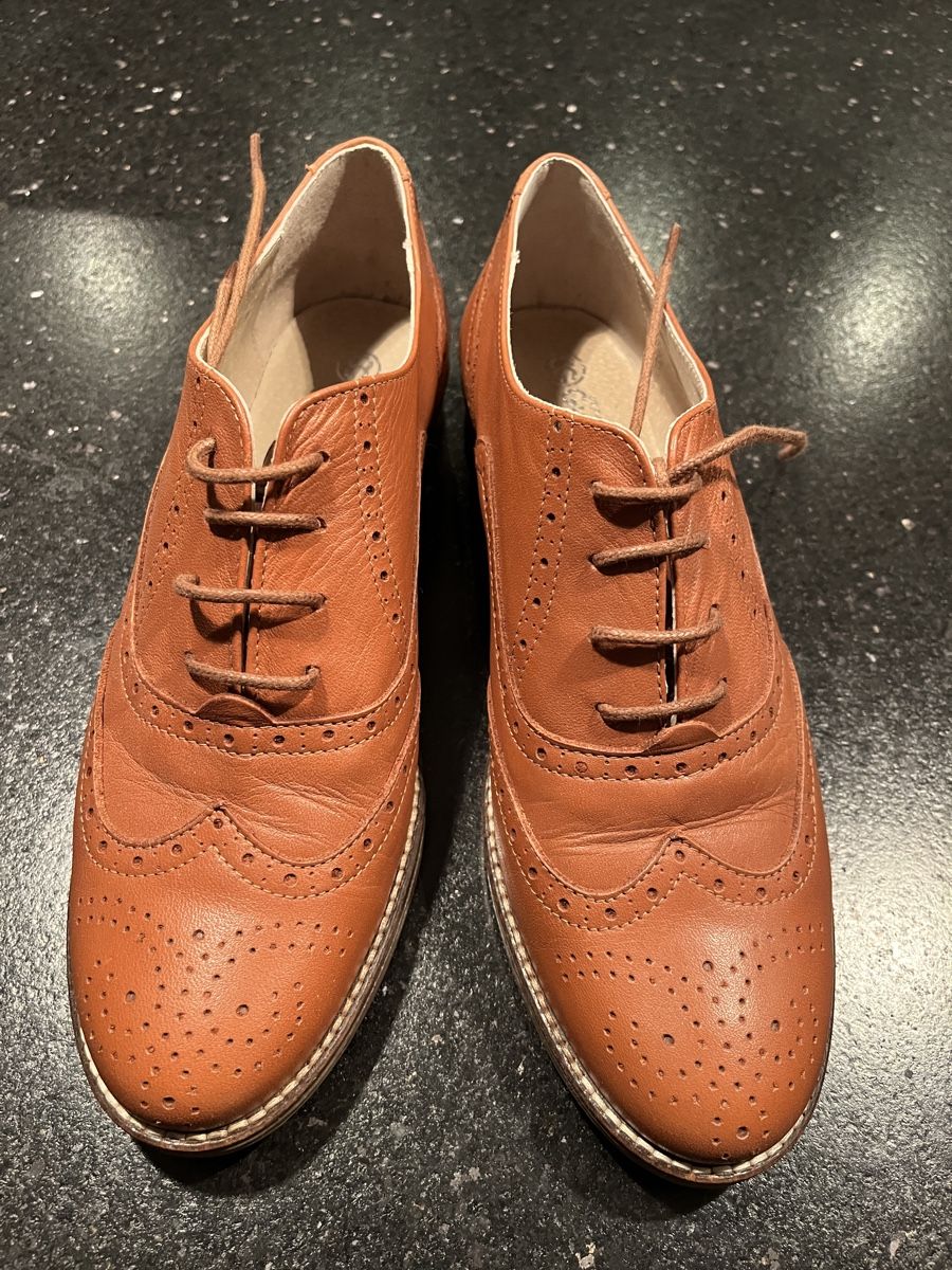 Scarpe da donna: schöner schnürer gr. 40 (halbschuh) – Nuovo (secondo la descrizione) da Stettfurt venduto da Chrbe 1