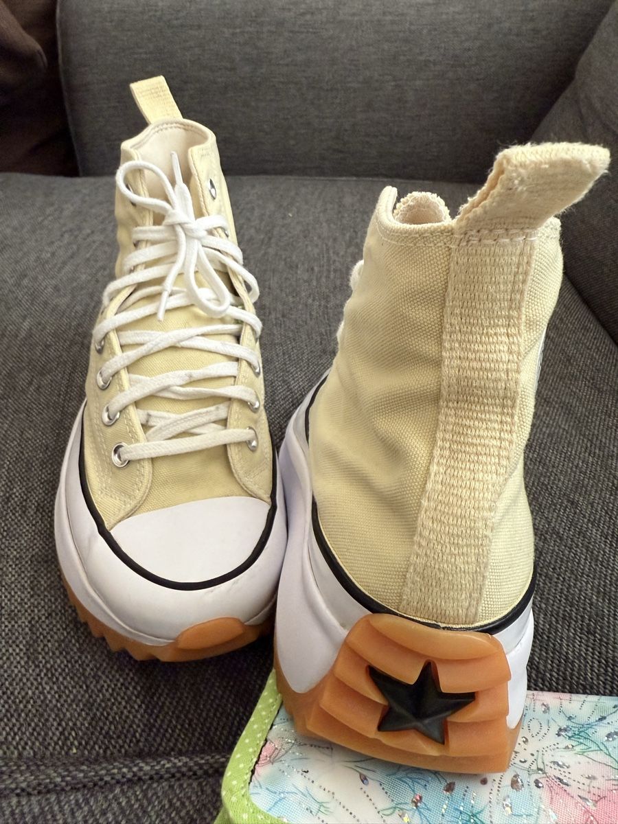 Converse Scarpe da donna: Converse Chuck Taylor – Nuovo (secondo la descrizione) da Le Locle venduto da tchanatakoua 5