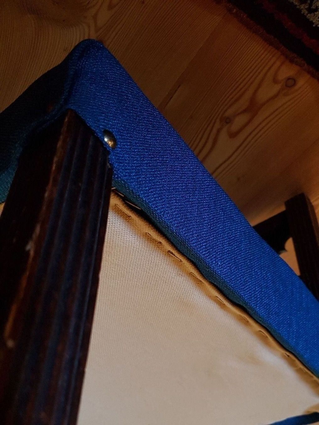 Sedie: Eckstuhl aus dunklem Holz – Nuovo (secondo la descrizione) da Dielsdorf venduto da Eleanor_Dude 2