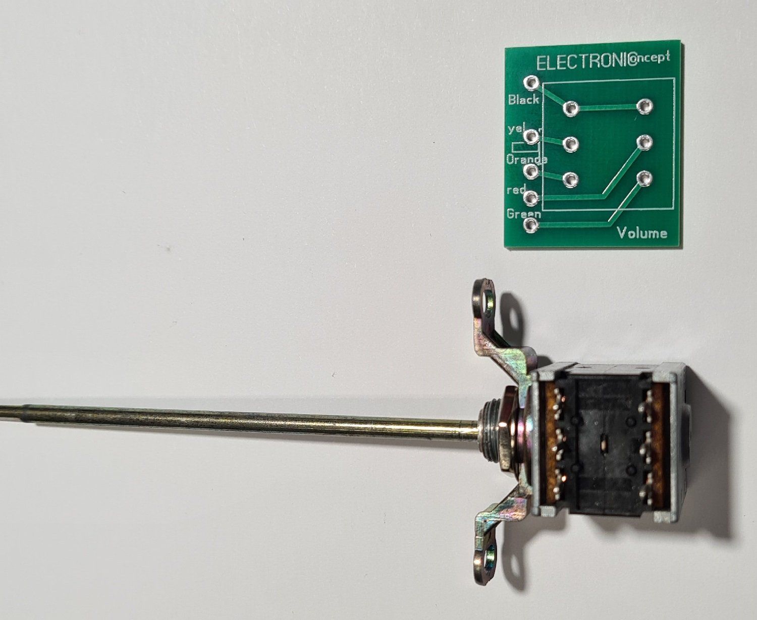 Revox Apparecchi a nastro: Potentiomètre Volume ALPS pour Revox A77 – Nuovo e nell'imballaggio originale da St-Cierges venduto da Pestol
