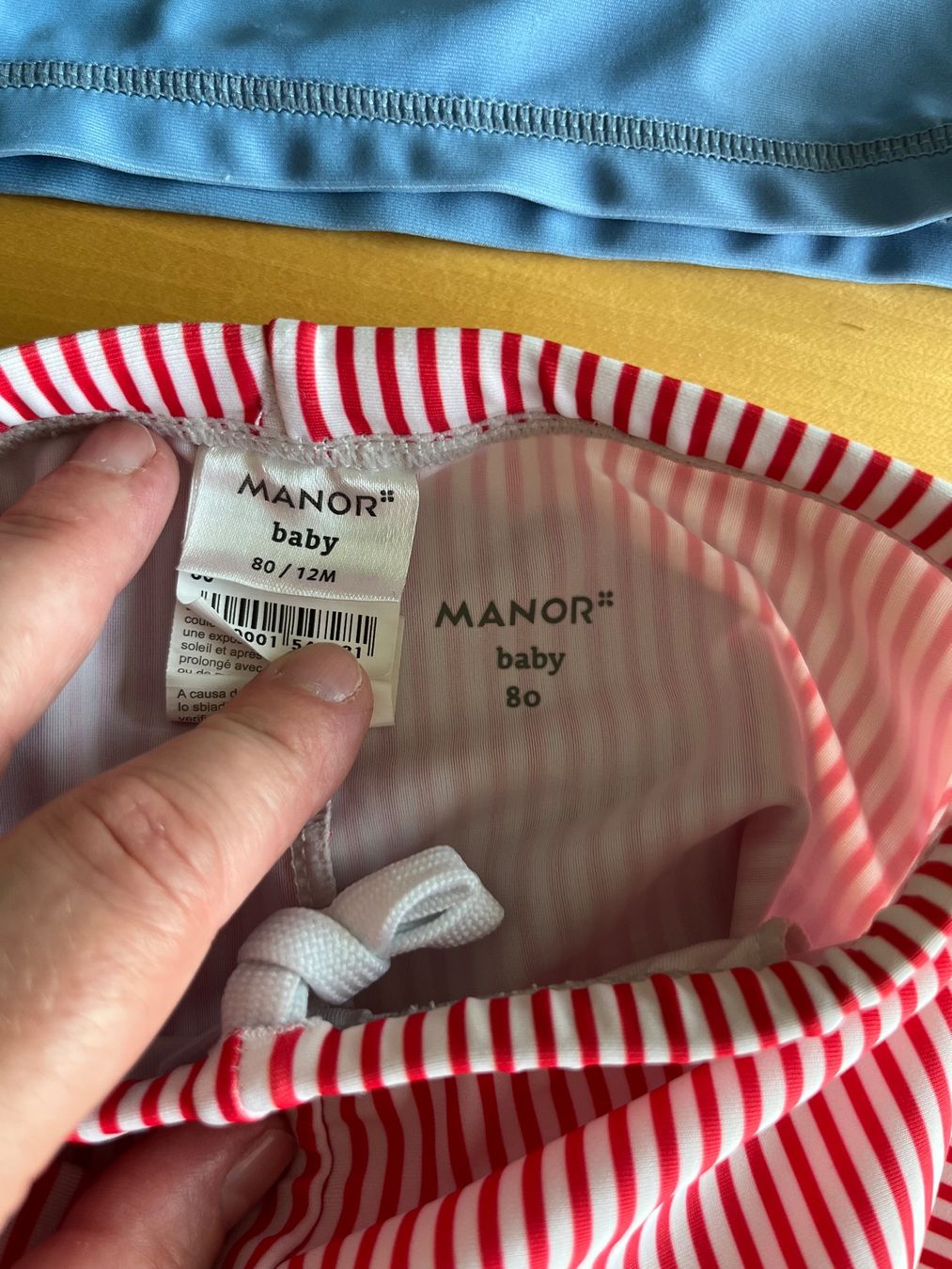 Manor Badehosen & -kleider: Badeanzug 2-Teiler Grösse 80 Manor Rot/Weiss gestreift – Neu (gemäss Beschreibung) aus Ziefen von Madame1982 2