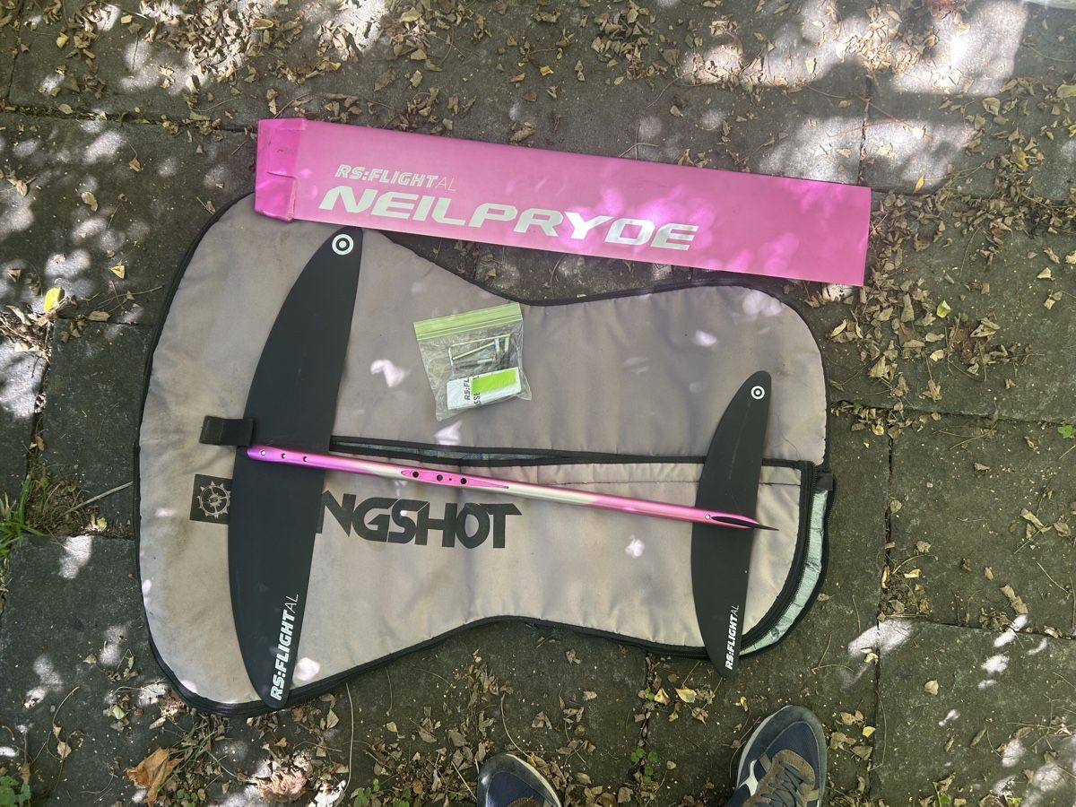 Tavole da surf e di nuoto: Foil windsurfen. Windfoil. Komplett – Usato da Uetikon am See venduto da lemon-slice