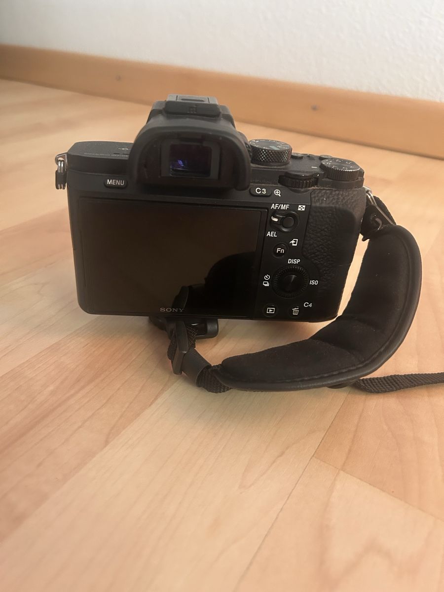 Sony Fotocamera: Sony a7 ii mit Zubehör – Usato da Frauenfeld venduto da sve_7rpb 2