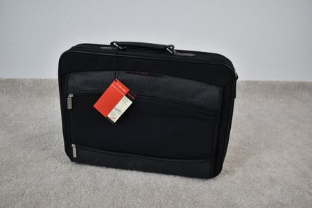 Toshiba Laptop Tasche 17", neu
