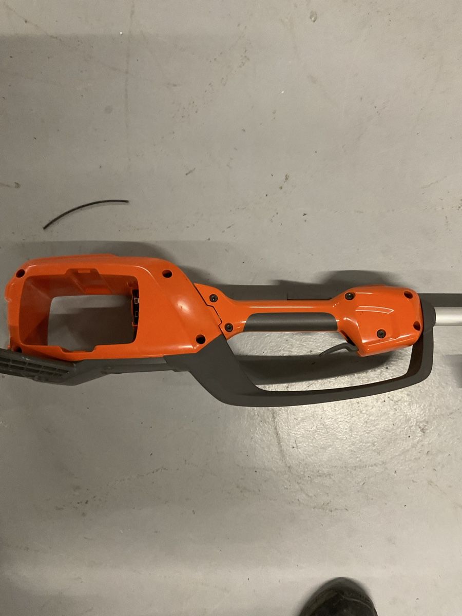 Tutte le macchine: Stabheckenschere Husqvarna 520iHe3 – Usato da Suhr venduto da mvrv 2