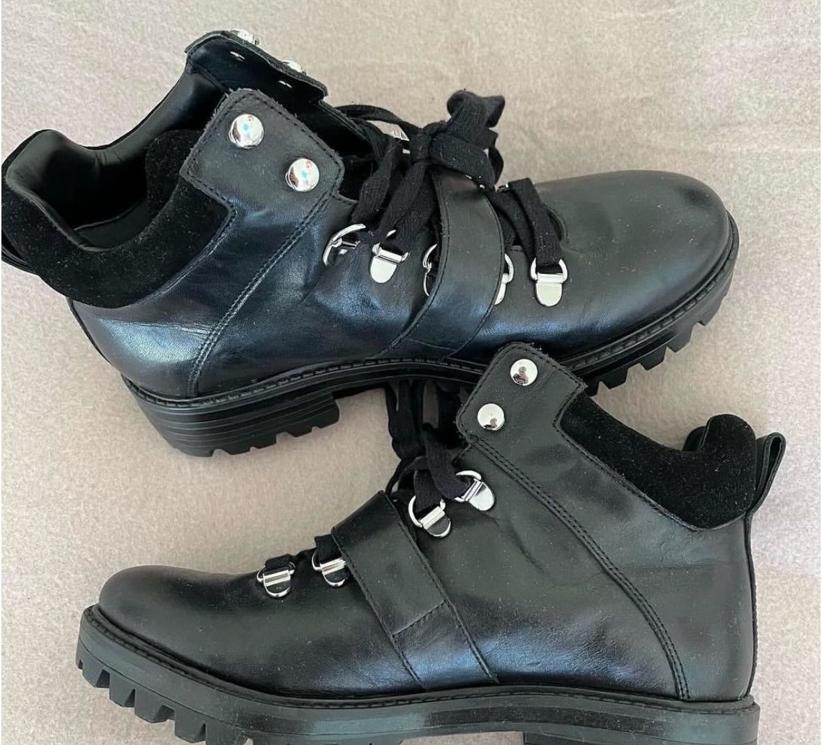 Scarpe da donna: Bottines noires style montagne T. 39 – Usato da  venduto da  1