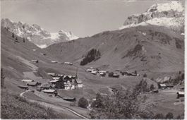 St. Antönien Dorfansicht mit Scheienfluh (Prättigau)1950