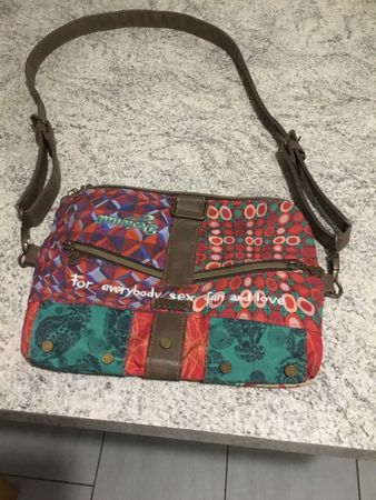 DESIGUAL TASCHE