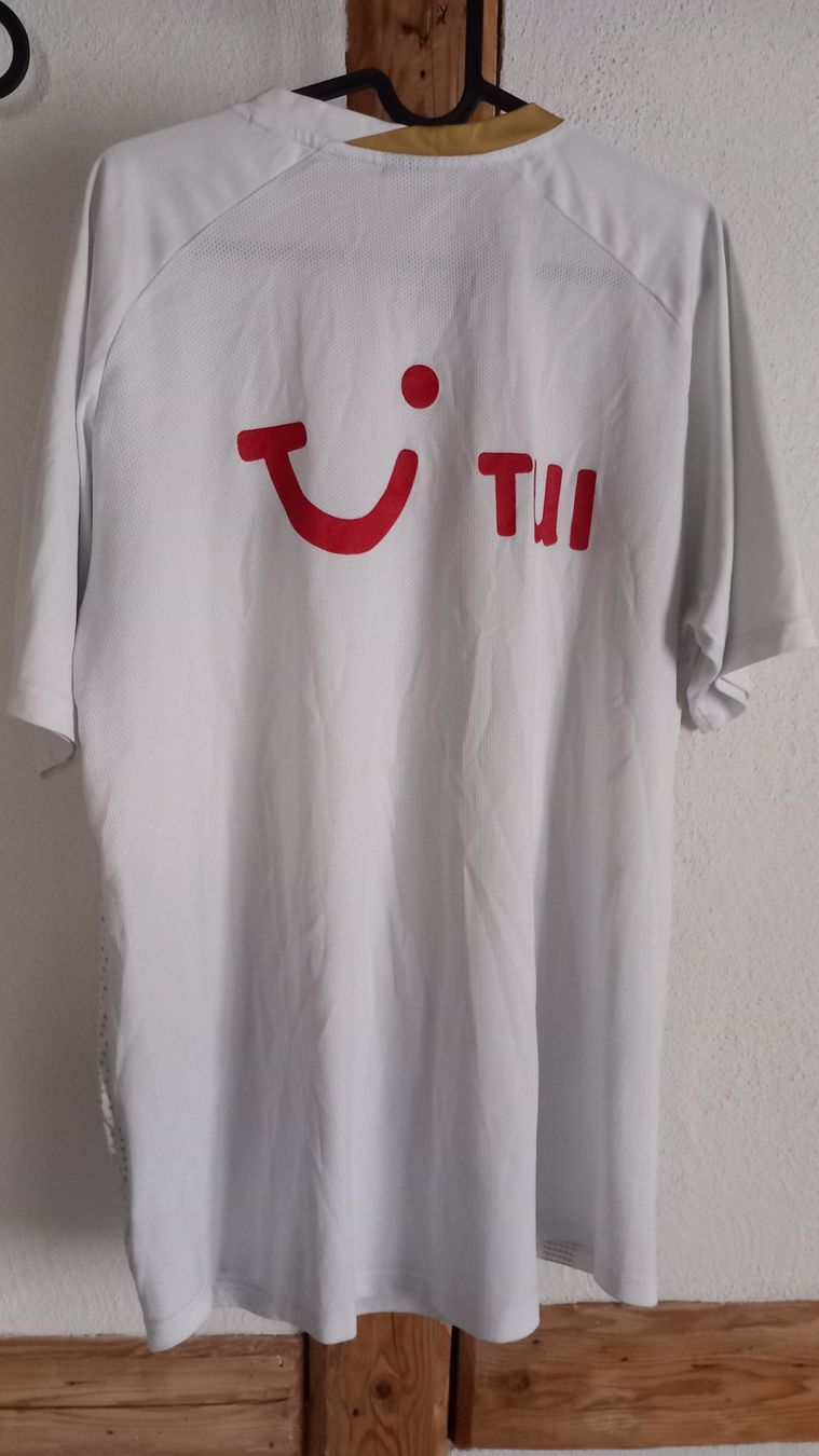 Nike Leibchen & Hosen: FCZ Training Trikot Urs Fischer – Gebraucht aus Langnau am Albis von Charlytheant 1