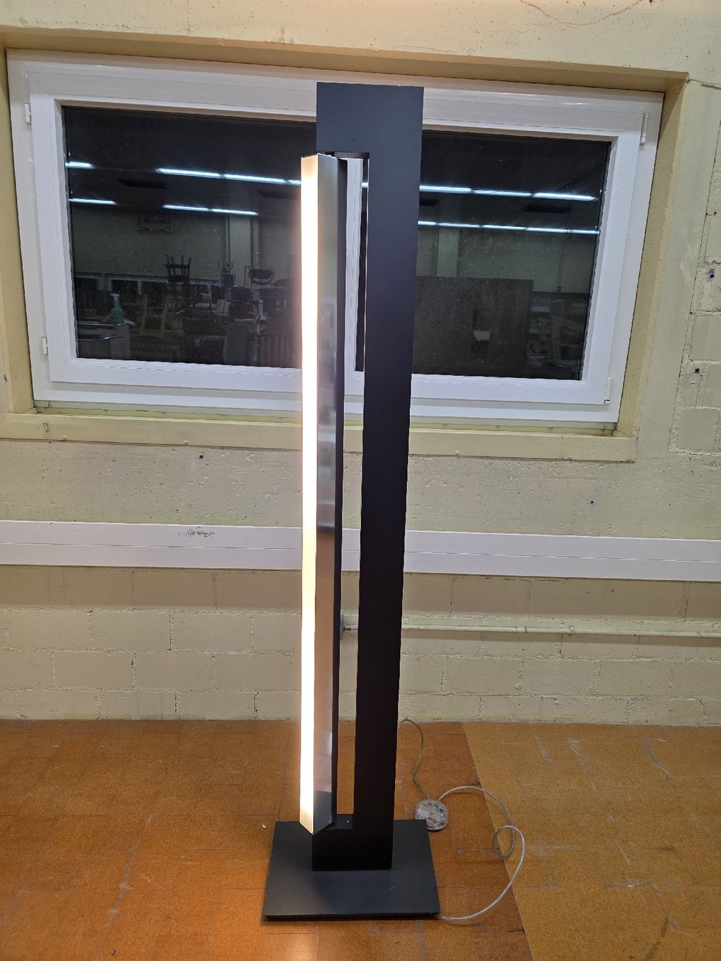 Lampade: Designer Stehlampe Ara von Nemo - Ilaria Marelli – Usato da Lichtensteig venduto da Usedinstorecom