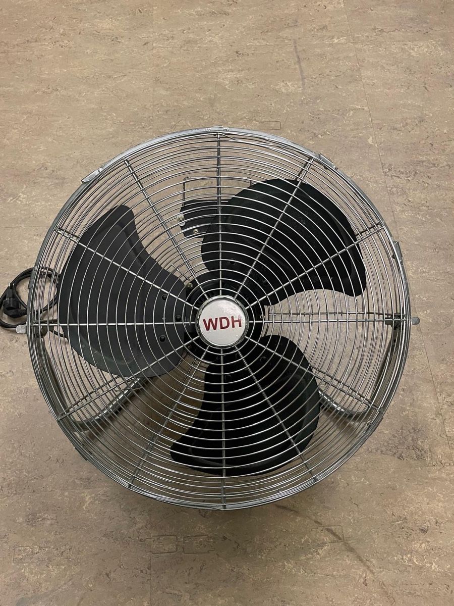 Ventilatori: Industrielle Ventilator grau – Usato da Zürich venduto da lailag