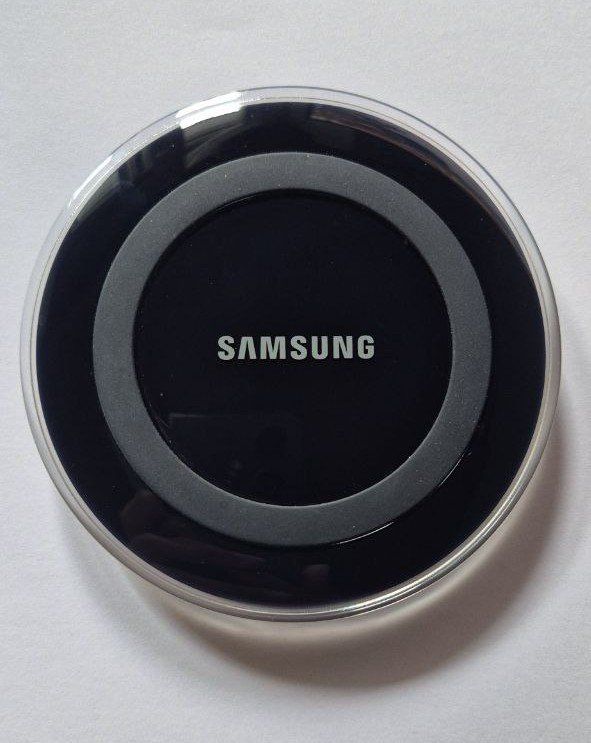 Chargements: Caricatore wireless Samsung – Neuf (Voir description) à Cabbio par Joker_Bane 1