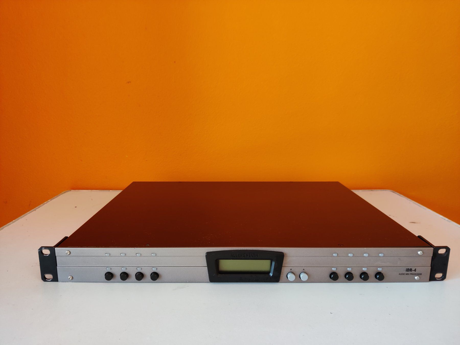 Allen & Heath Console di mixaggio: Allen & Heath iDR-4 Digital Audio Mix Processor – Usato da Viganello venduto da XTECHSTOREX 4