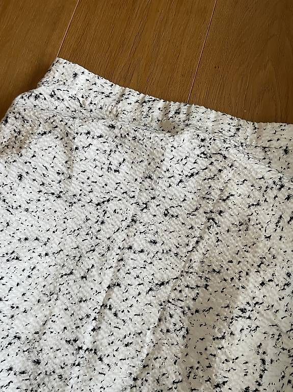Cos Röcke: Cos taille 34/36 – Gebraucht aus Renens VD von siric1996 1