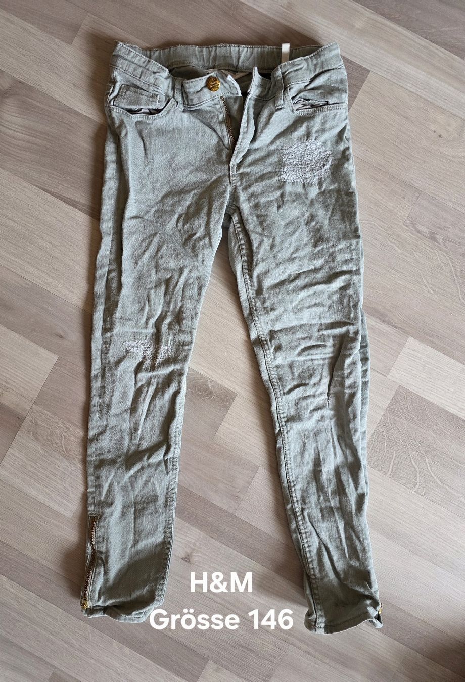 H&M Pantaloni: H&M Jeans Grösse 146 – Usato da St. Peterzell venduto da upcycling_