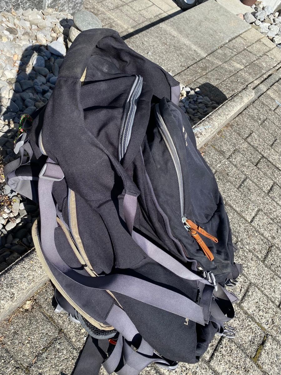 Zaini: Kaikkialla Backpack, Leevi 60, Black Hiking Backpack Used – Usato da Beckenried venduto da ristovandyk 1