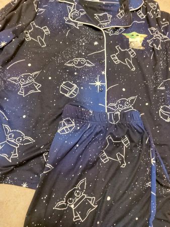 ensemble pyjama motif Star war   XL 44