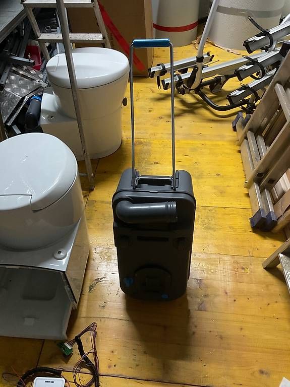 WC: Thetford Kassettentoiletten – Neu und originalverpackt aus Ebikon von Portmann_Sport 3