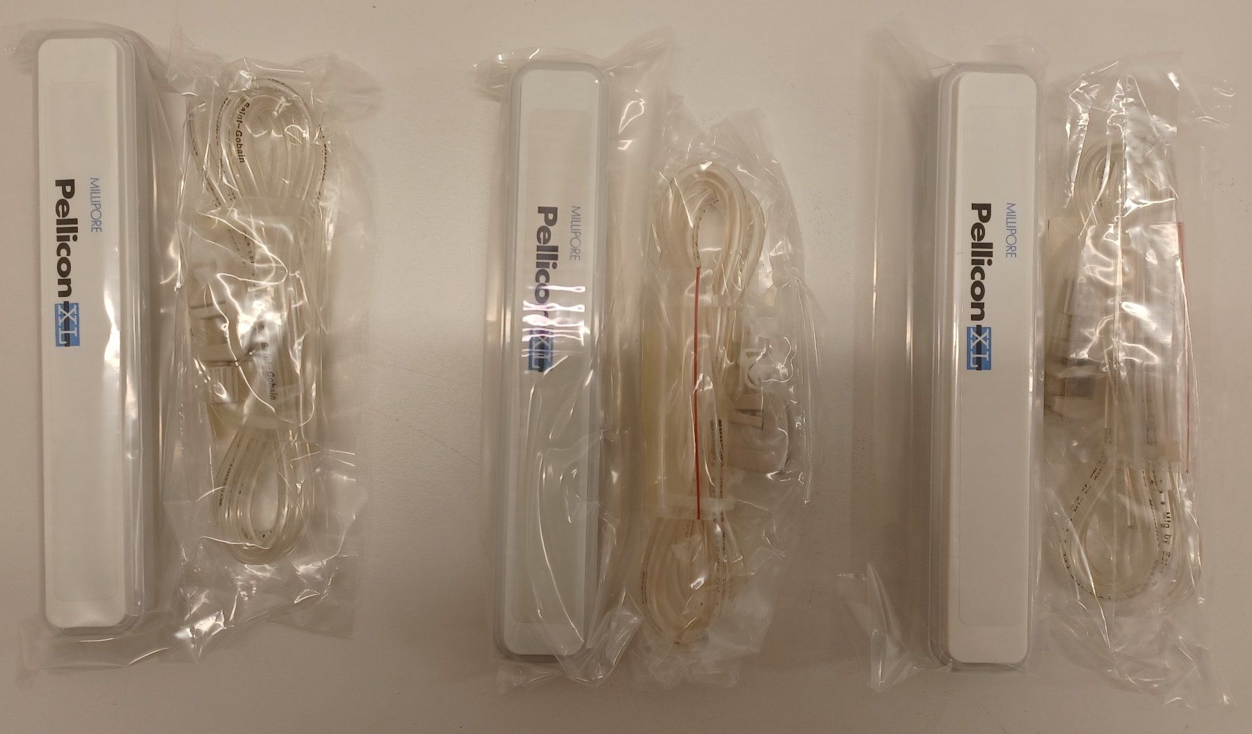 Accessori da laboratorio: Millipore Pellicon XL Filter 2 x PXB010A50, 1 x PCB030A50 – Nuovo (secondo la descrizione) da Niederdorf venduto da LeptonAG_Labor 2