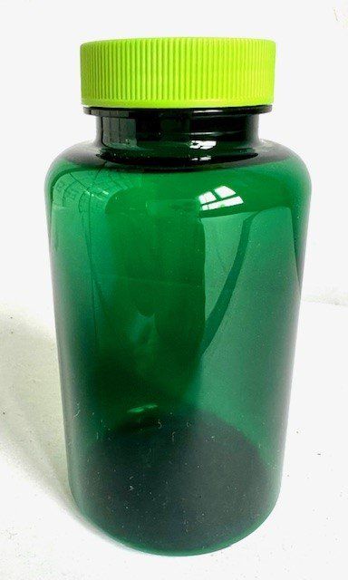 Altro in Stoviglie & Bicchieri: Flasche, Dose rund 200 ML, Set à 100 Stück – Usato da Riedtwil venduto da wiederverwendung