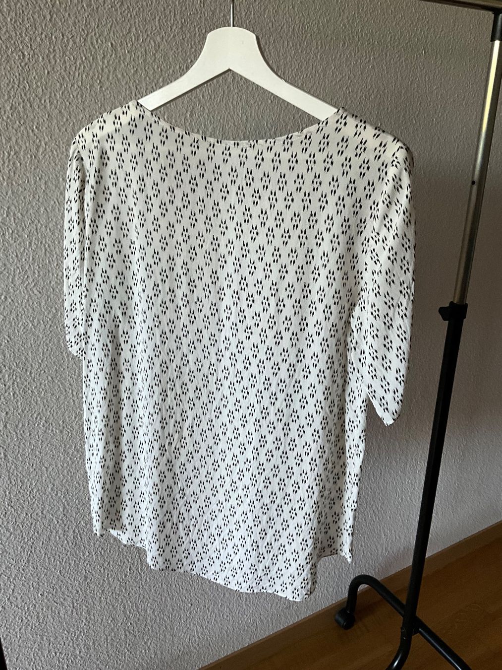 Camicette: Bluse 40% Seide Gr. L/XL – Usato da Muri b. Bern venduto da SmuriS 1