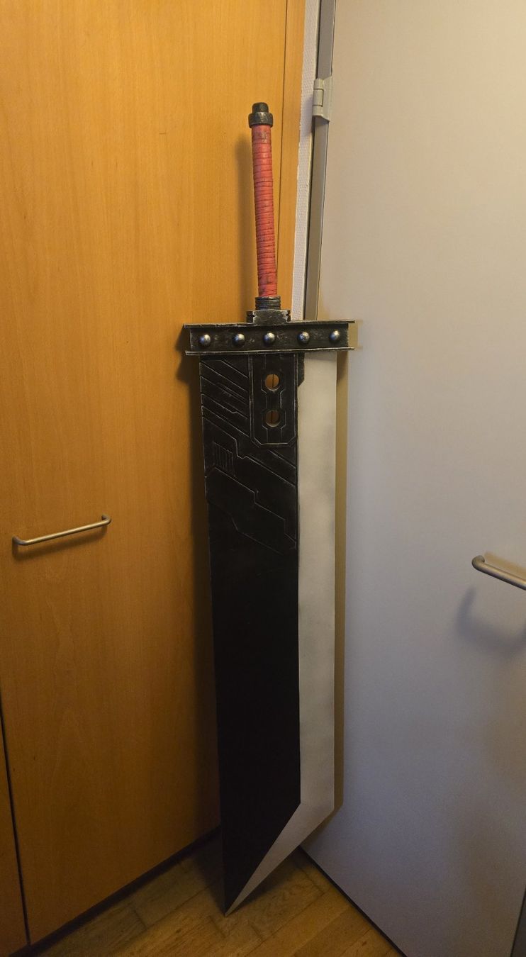 Sonstiges zum Sammeln & Seltenes: Buster Sword Replica Final Fantasy 7 – Gebraucht aus Schaffhausen von K.Ichimaru 1
