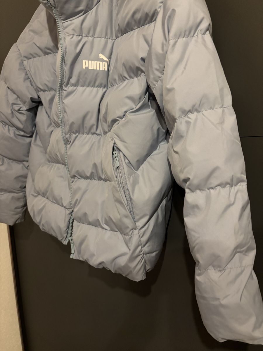 Puma Giacche & Cappotti: Veste PUMA.TAille.XS – Usato da Delémont venduto da Vendeur_3 2