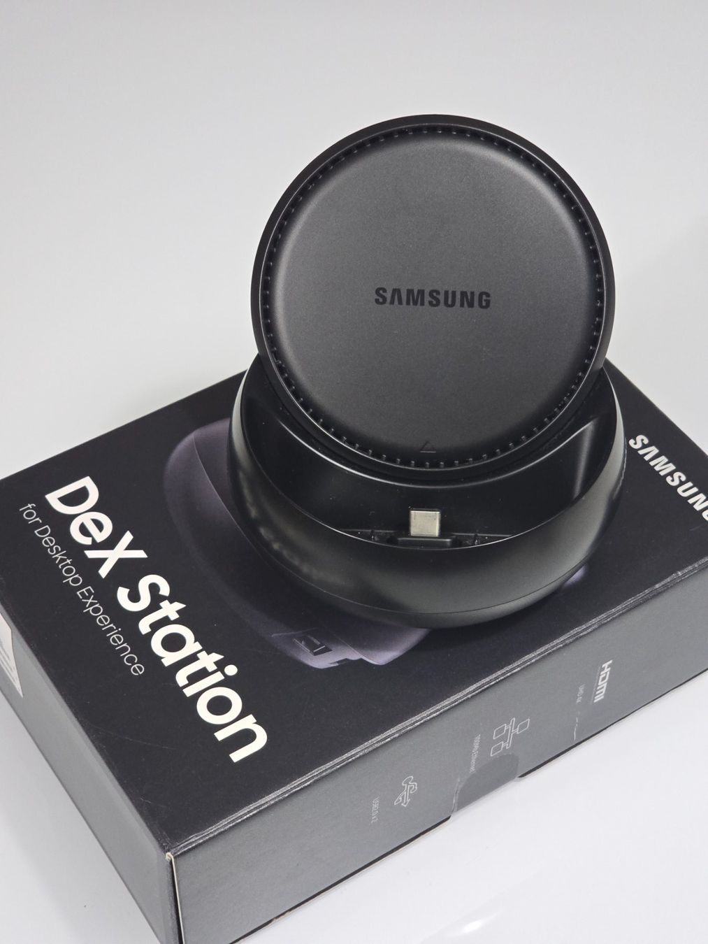 Samsung Docking station: Samsung DeX Station – Usato da Emmen venduto da Kimutaku